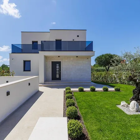 Sandro By Interhome Vila