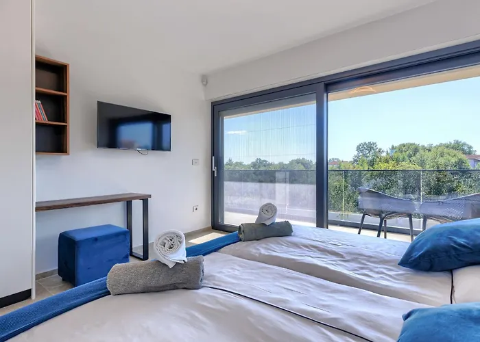 Sandro By Interhome * Porec