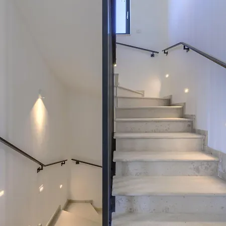 Villa Sandro By Interhome