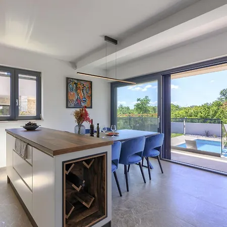 Villa Sandro By Interhome Porec