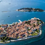 Sandro By Interhome * Poreč