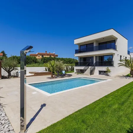 Sandro By Interhome Vila
